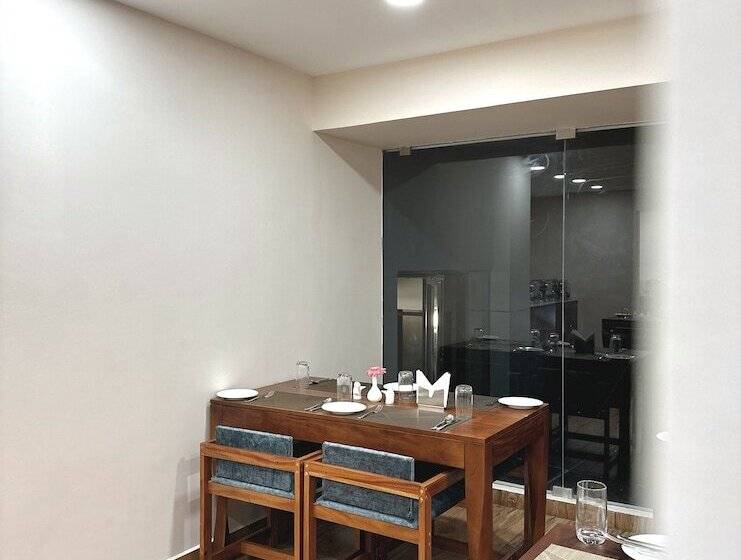 בית מלון כפרי The Habitat Suites