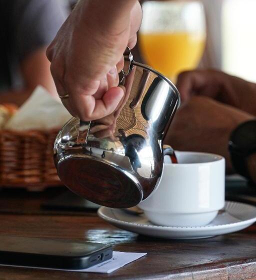 ホテル Villa Dos Poetas