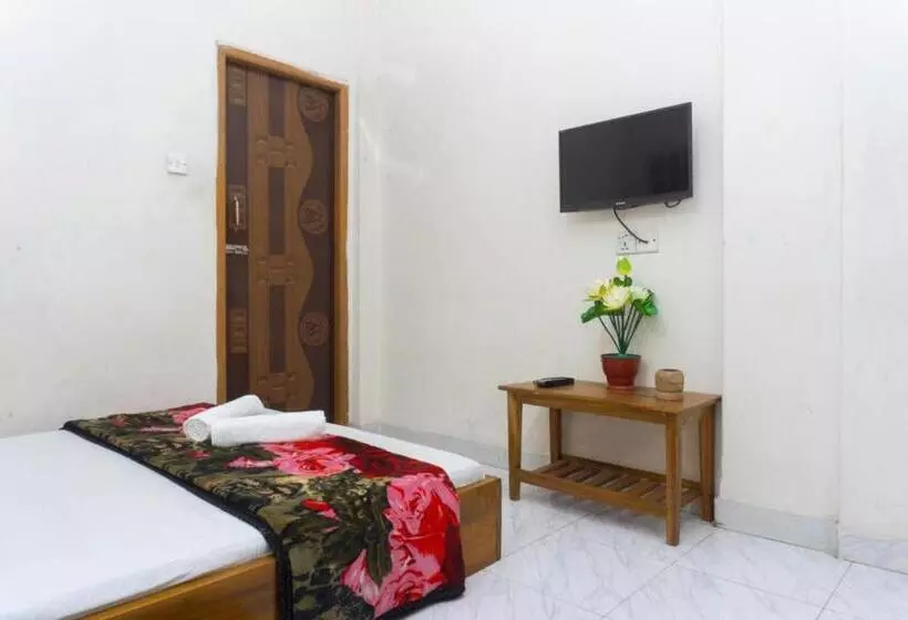 هتل White House International