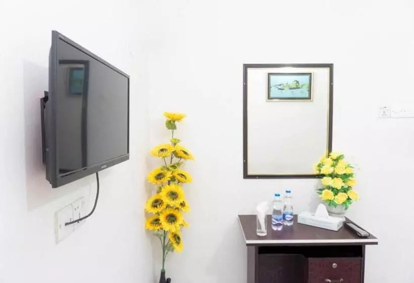 هتل White House International