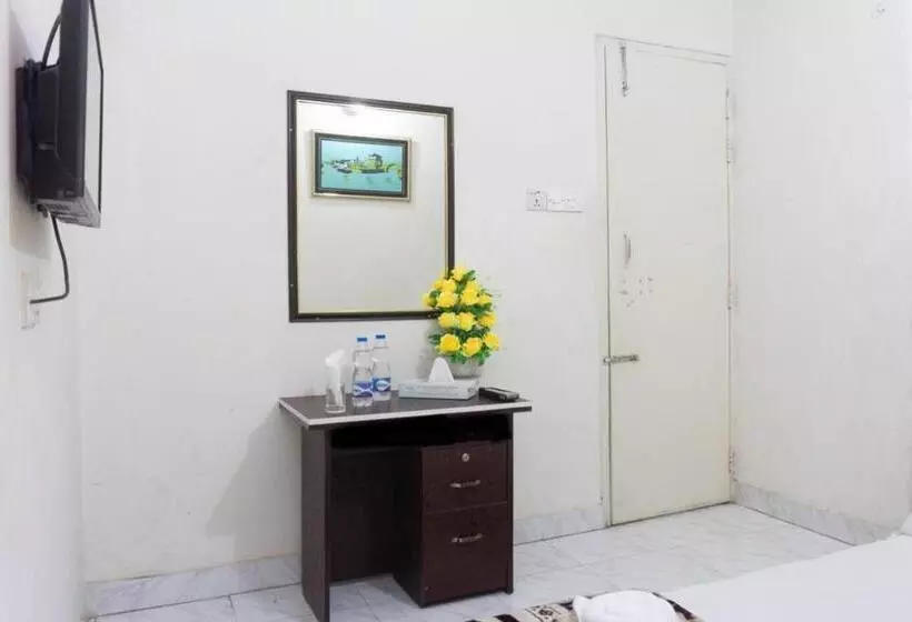 هتل White House International