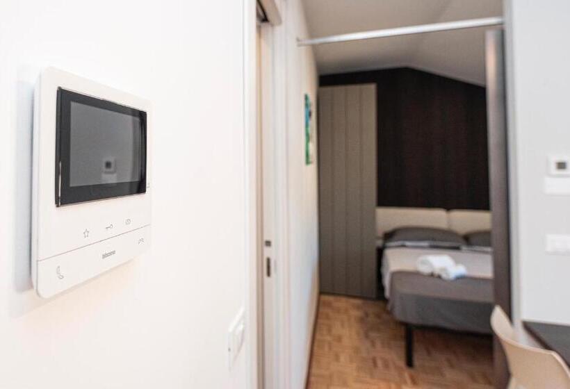 Hurban Apartments Venezian