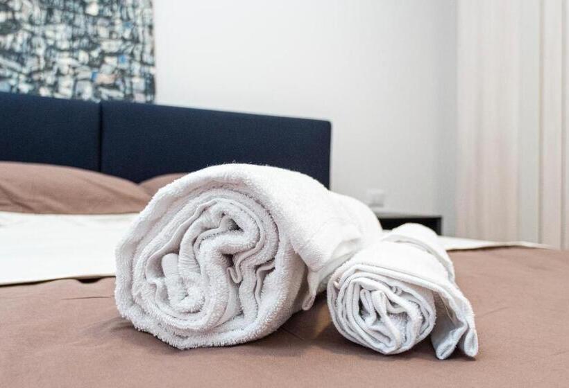 Hurban Apartments Venezian