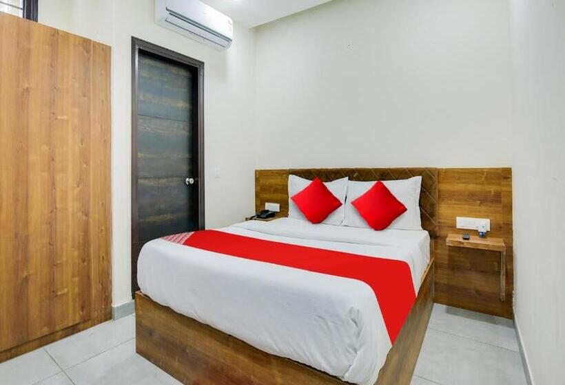 Oyo Hotel Dream Majestic