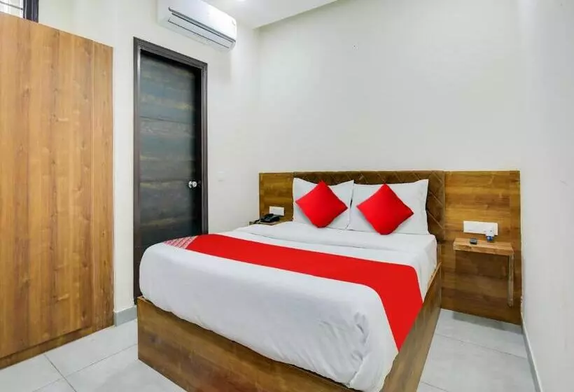 Oyo Hotel Dream Majestic