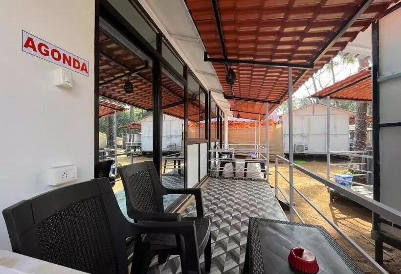 ペンション Lakshdeep Cottages