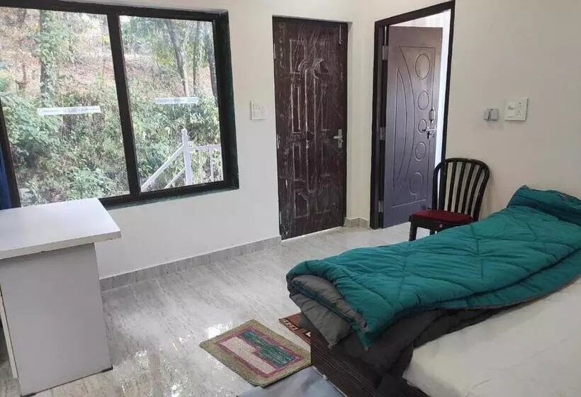 Pension  Nirvana Home Stay