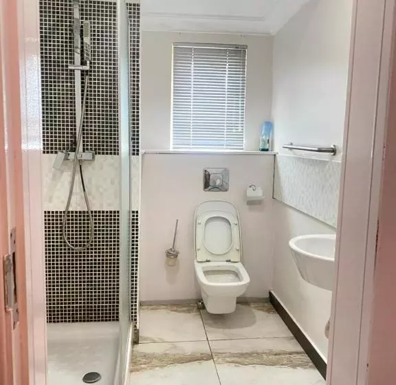 Sunflower Residence Oniru