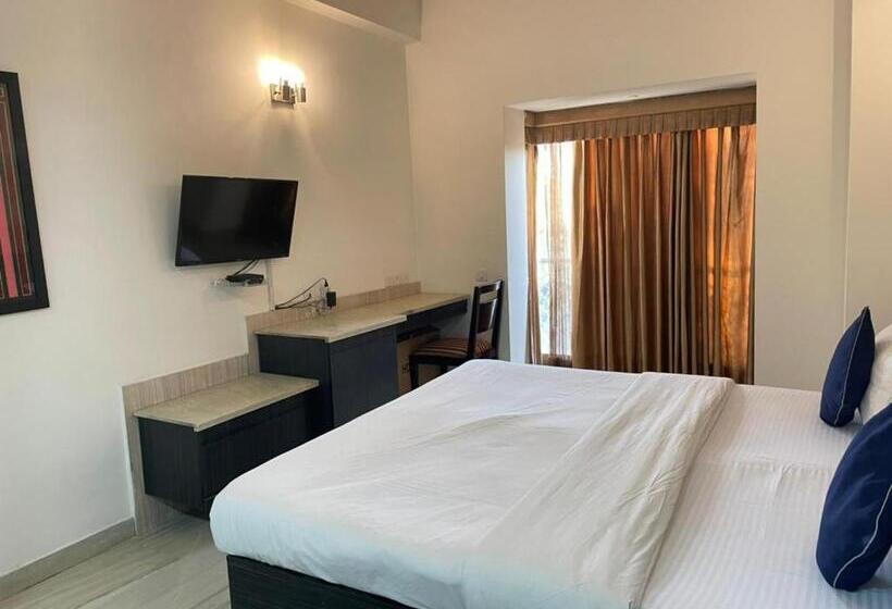 Bedchambers Serviced Apartments, Sector 40