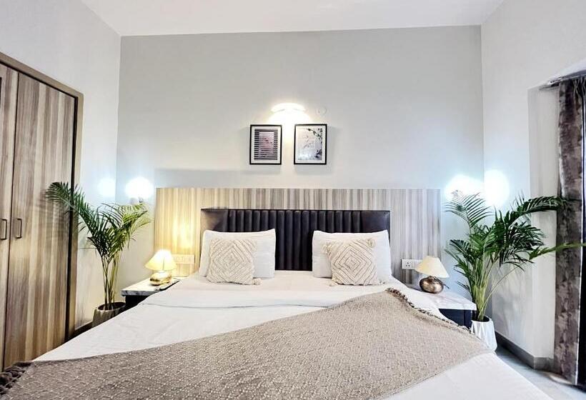 Bedchambers Serviced Apartments, Sector 40