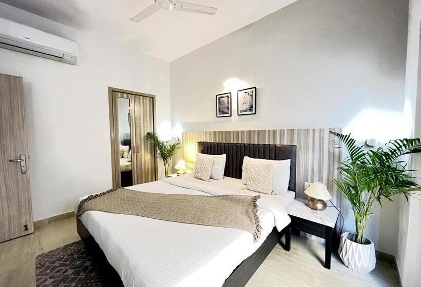 Bedchambers Serviced Apartments, Sector 40