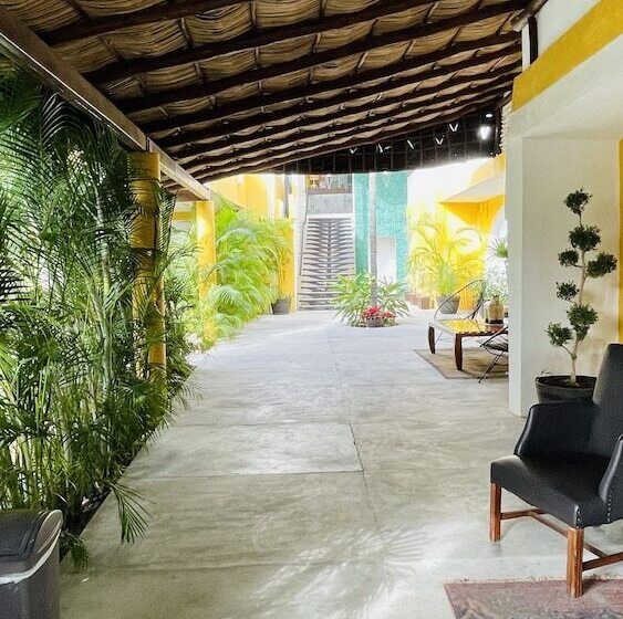 فندق فئة نجمة واحدة H.ixaya