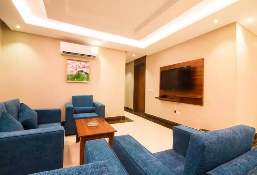 Hotelli أجنحة بالم تري للشقق المخدومه