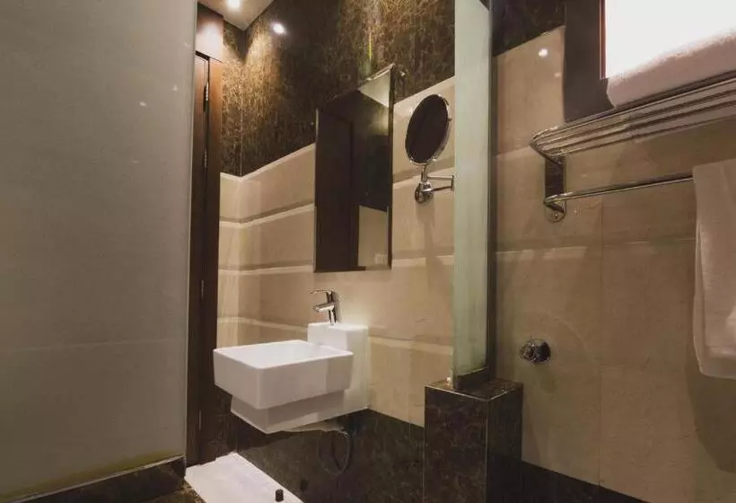 Hotelli أجنحة بالم تري للشقق المخدومه