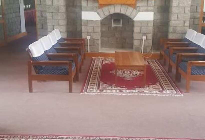 هتل Arcadian Ptdc Gupis Hunza