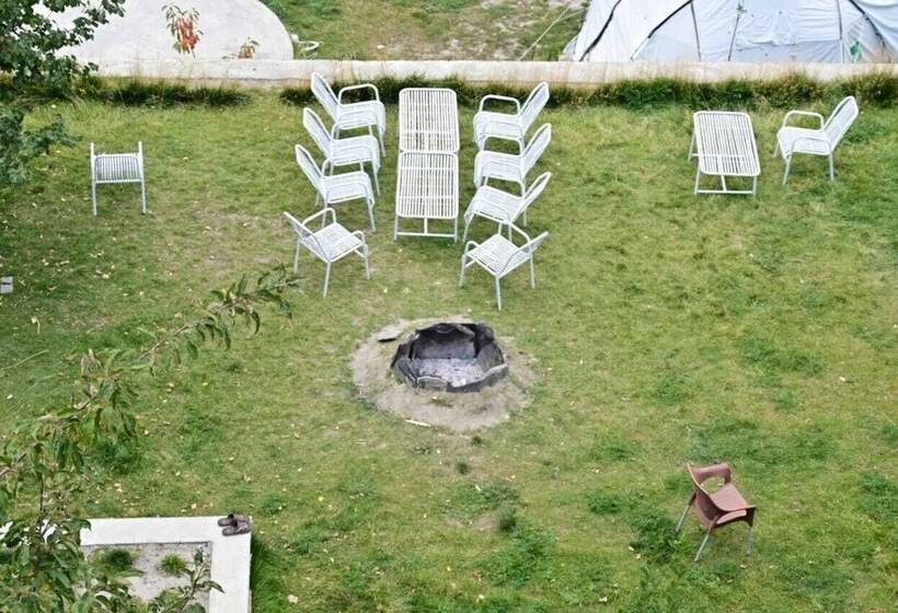 هتل Arcadian Ptdc Gupis Hunza