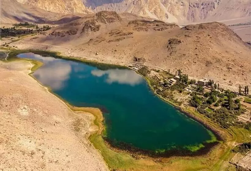 هتل Arcadian Ptdc Gupis Hunza