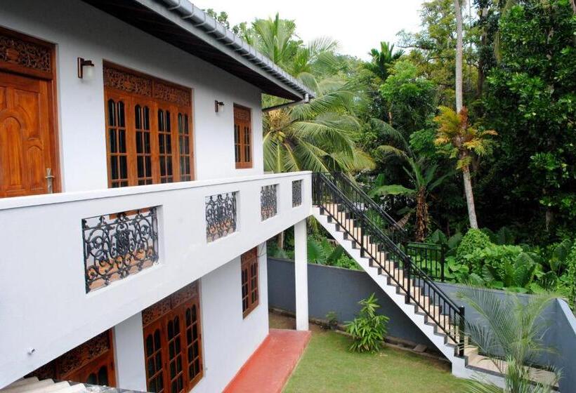 فندق Cinnamon Holiday Inn