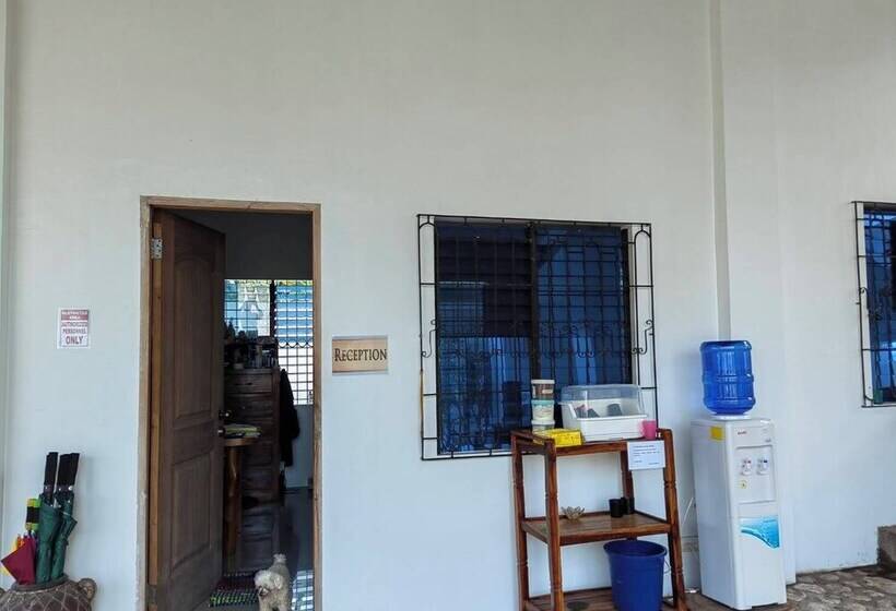 فندق Divers Lodge Plumeria