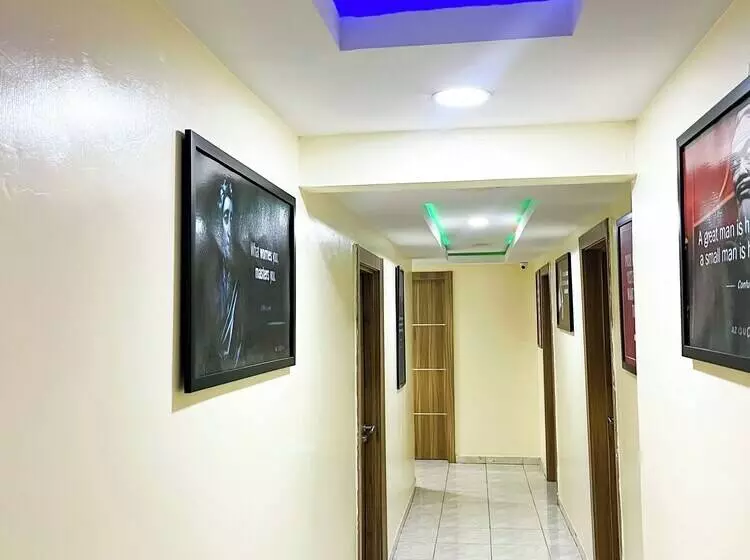 هتل House 2 Guest House