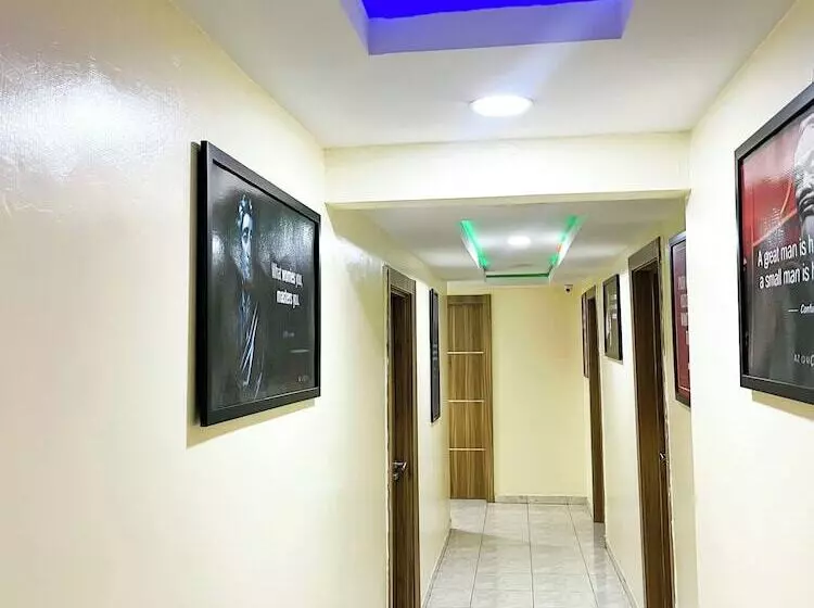 هتل House 2 Guest House