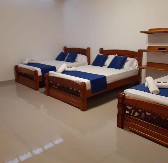 هتل Jardín De Rosas