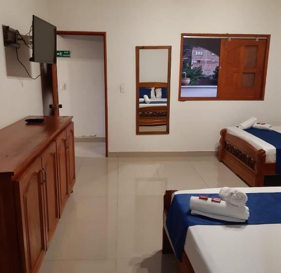 هتل Jardín De Rosas