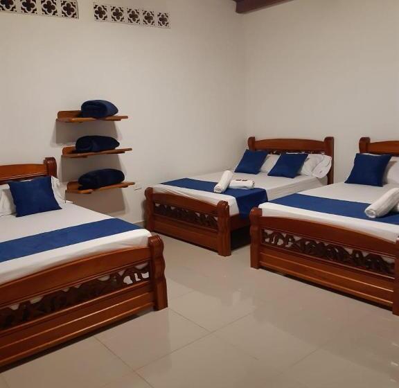 هتل Jardín De Rosas