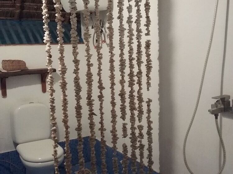 Hotel Laguna Palace Michamvi Kae