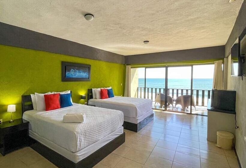 هتل Papaya Surf Garden