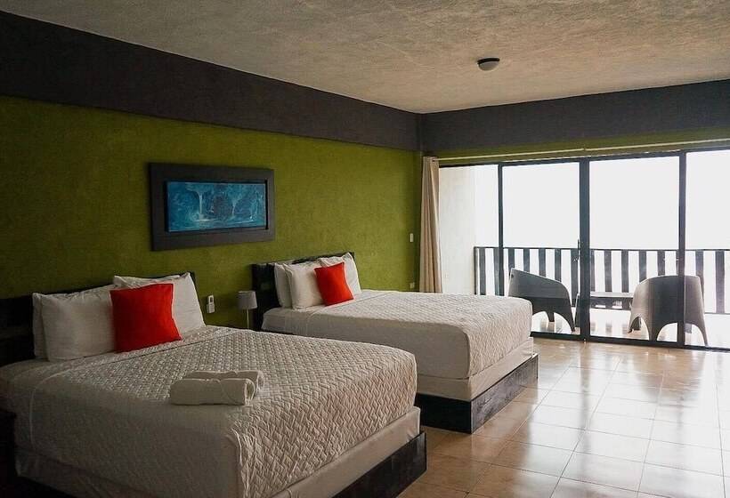 هتل Papaya Surf Garden