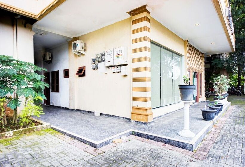 Hotelli Resident K Syariah