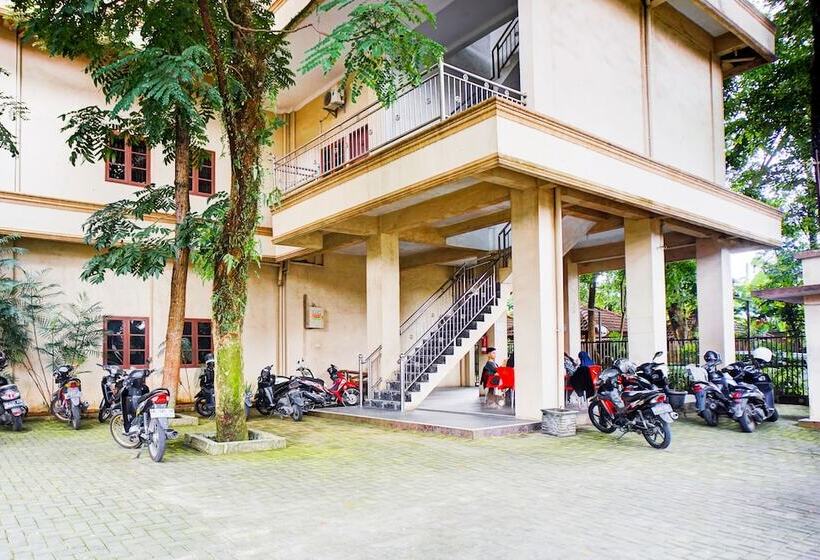 Hotelli Resident K Syariah