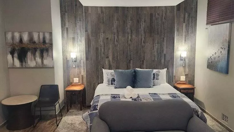 Hotelli Rosewood Country Lodge