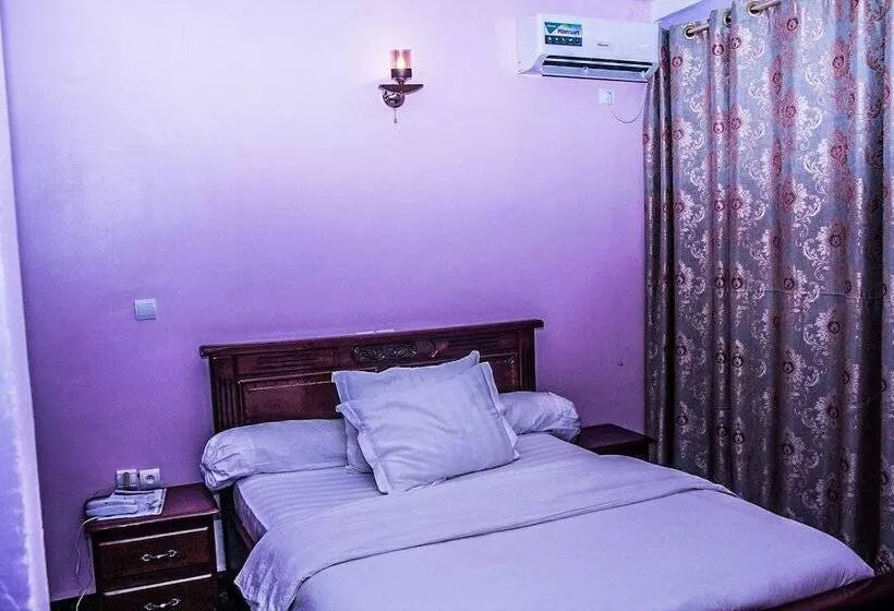 هتل Satellite Dream Hôtel