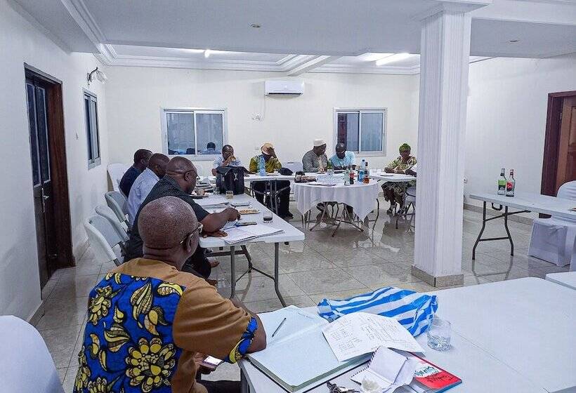 هتل Satellite Dream Hôtel