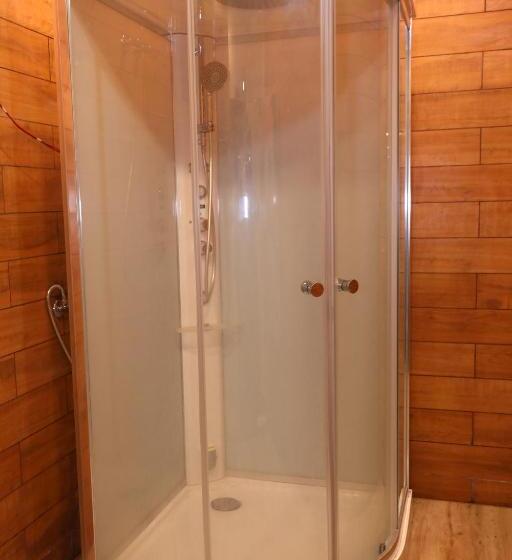 هتل Shreya Galaxy With Swimming Pool Best Property In Haridwar