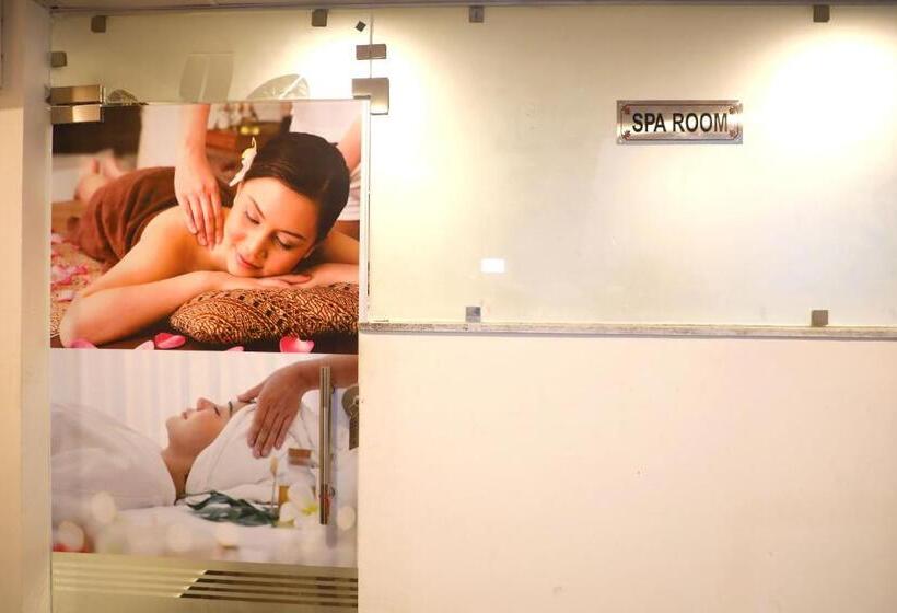 هتل Shreya Galaxy With Swimming Pool Best Property In Haridwar