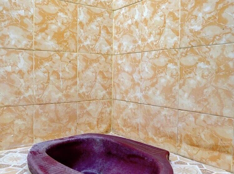 فندق Spot On 92827 Anisah Adil Homestay Syariahnearsmart Kampung Desa Pakistaji