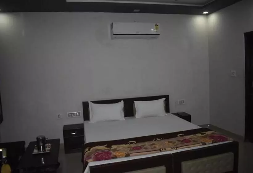 Hotelli Tiger Guest House