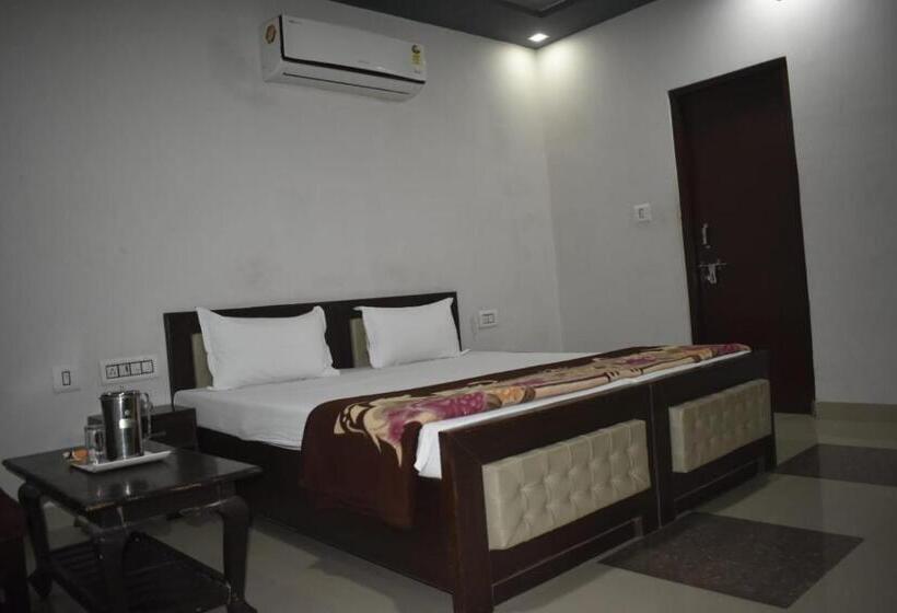 בית מלון כפרי Tiger Guest House