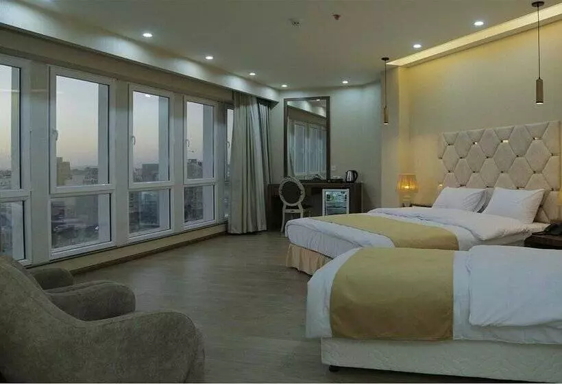 هتل Yakamoz Ardebil