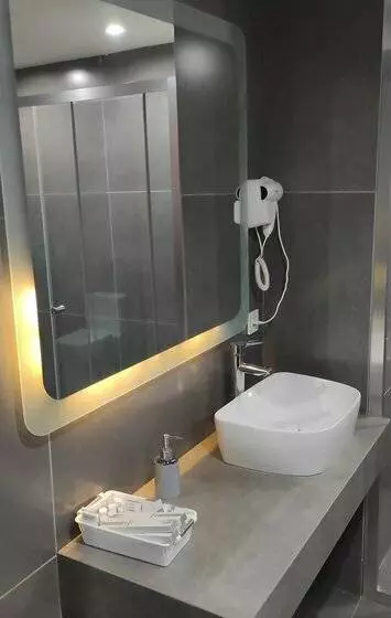 هتل Yakamoz Ardebil