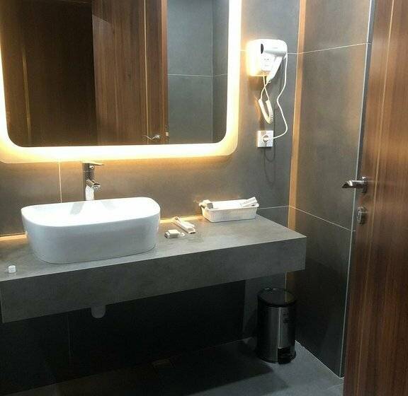 هتل Yakamoz Ardebil