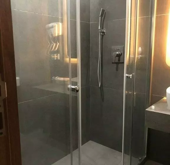 هتل Yakamoz Ardebil