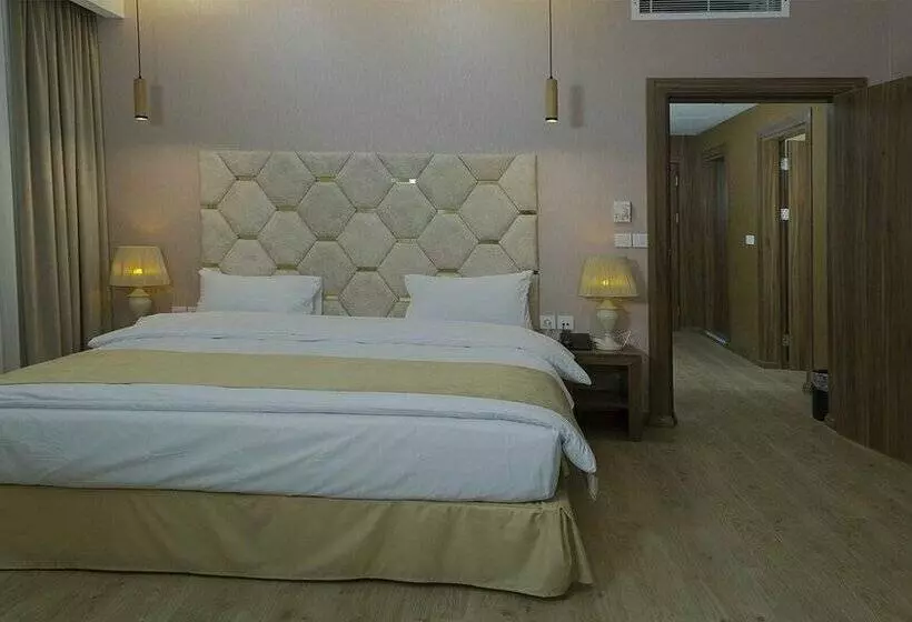 هتل Yakamoz Ardebil