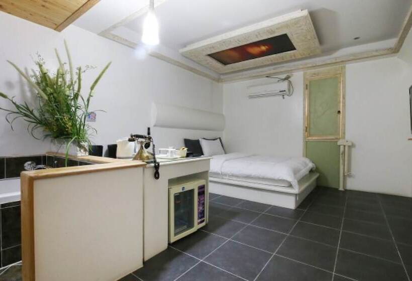 Jincheon The Wizard Of Oz Motel