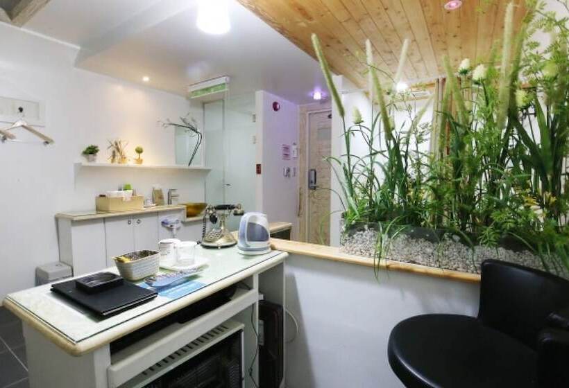 Jincheon The Wizard Of Oz Motel