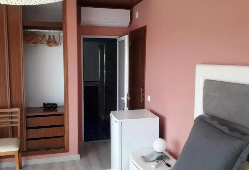 ペンション Alojamento Local Patudos, Suite Com Terraço Privado