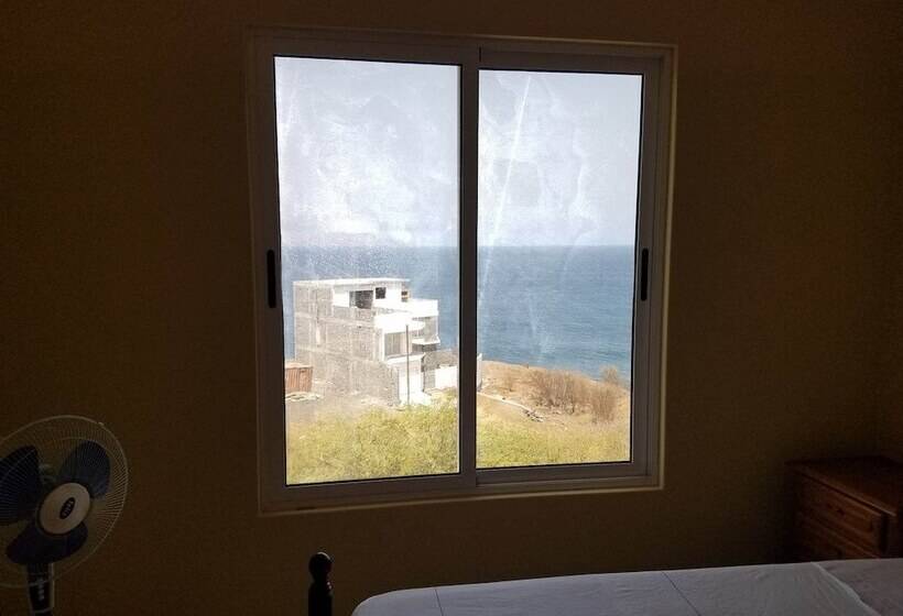 پانسیون Chez Albino